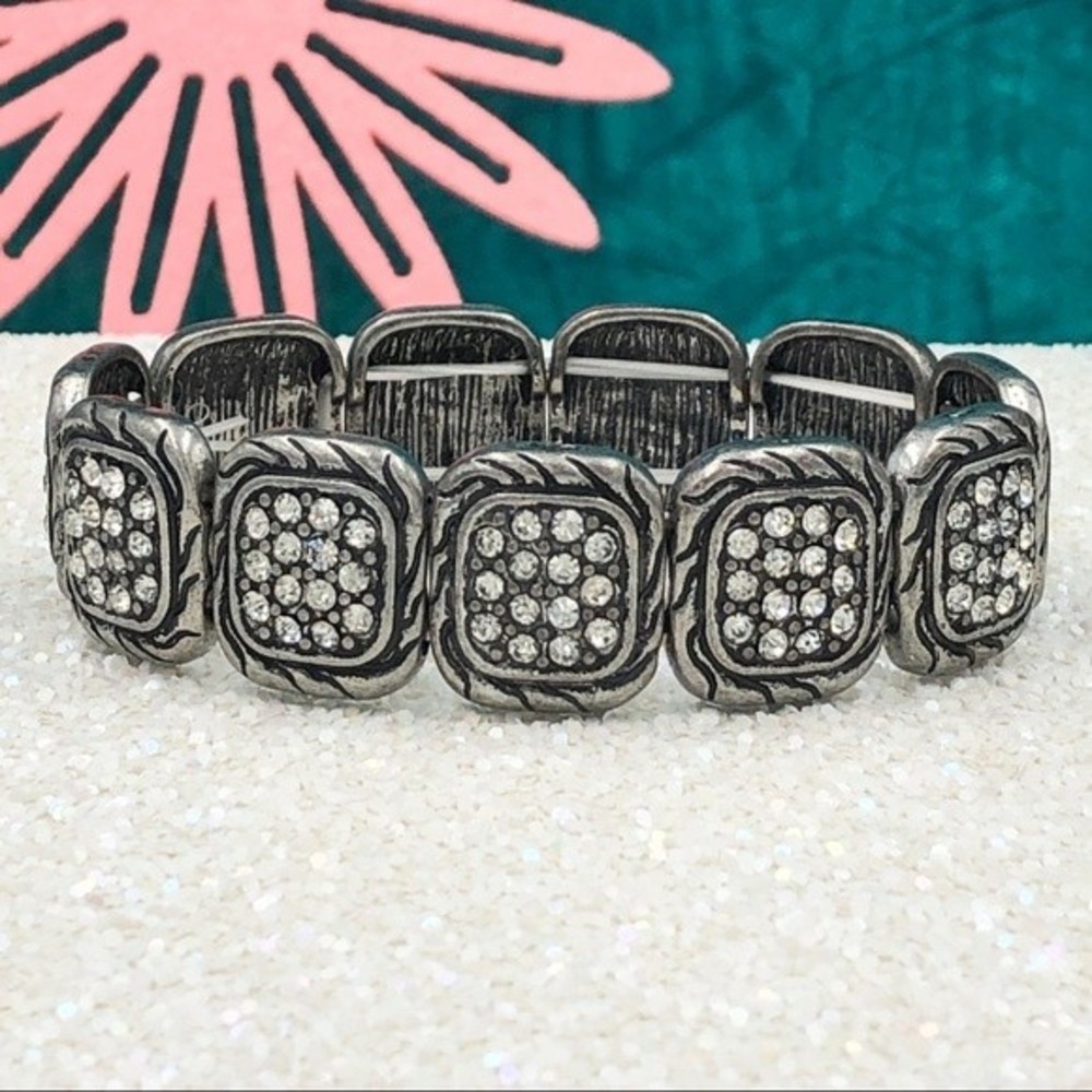 🌼 Vintage Look Silver Rhinestone Stretch Bracelet